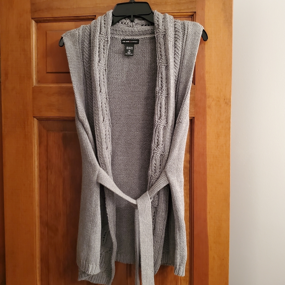 New York and Co. Sleeveless Tie Waist Sweater